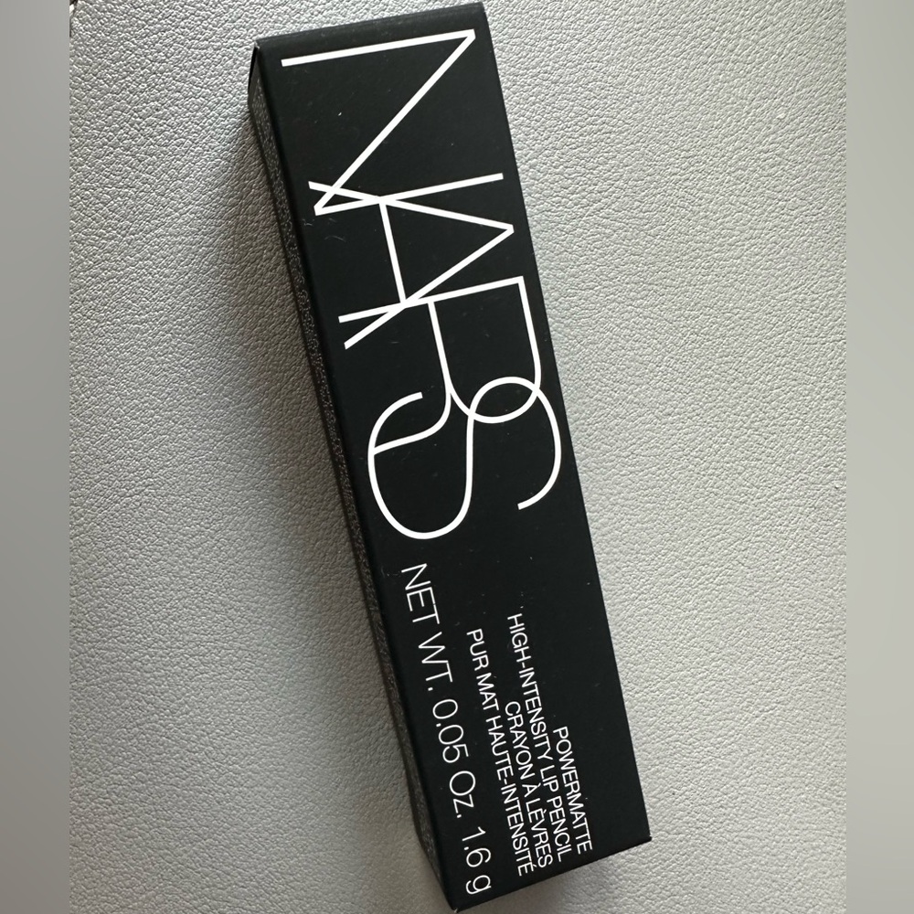 NARS Walkyrie Lip Pencil in Black Packaging Small Size